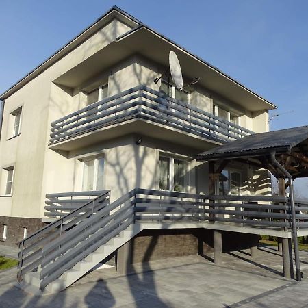 פז'מיסל Villa Sanriver מראה חיצוני תמונה