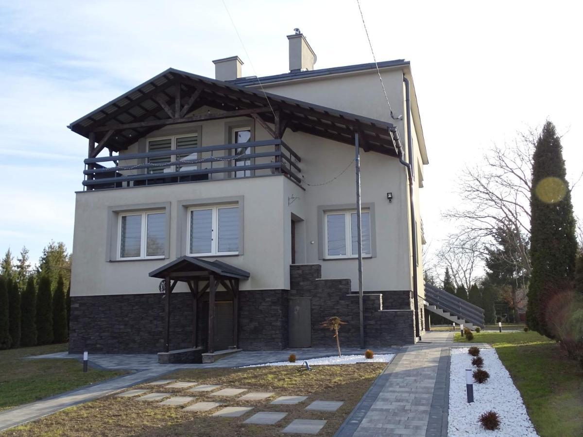 פז'מיסל Villa Sanriver מראה חיצוני תמונה