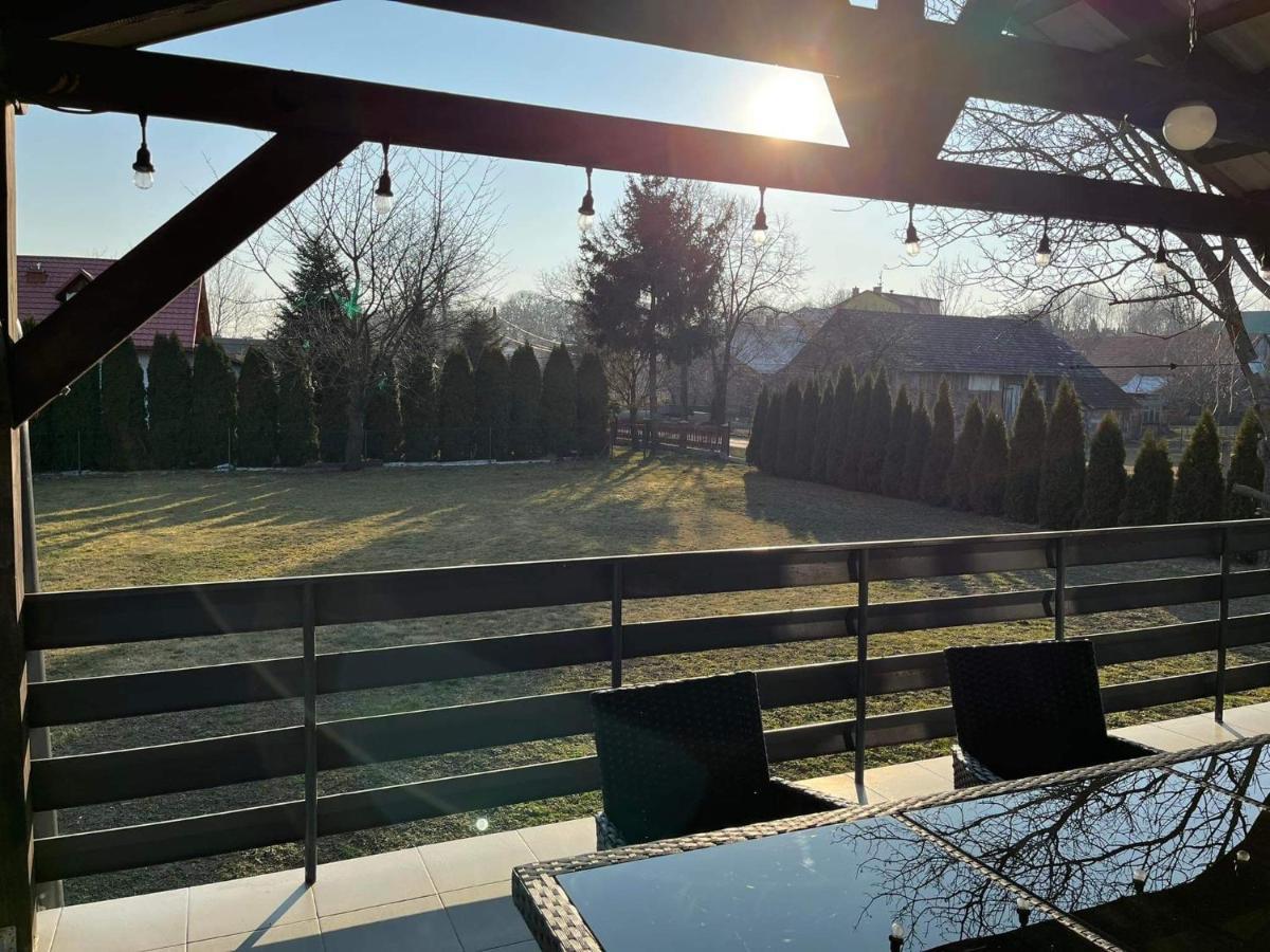 פז'מיסל Villa Sanriver מראה חיצוני תמונה